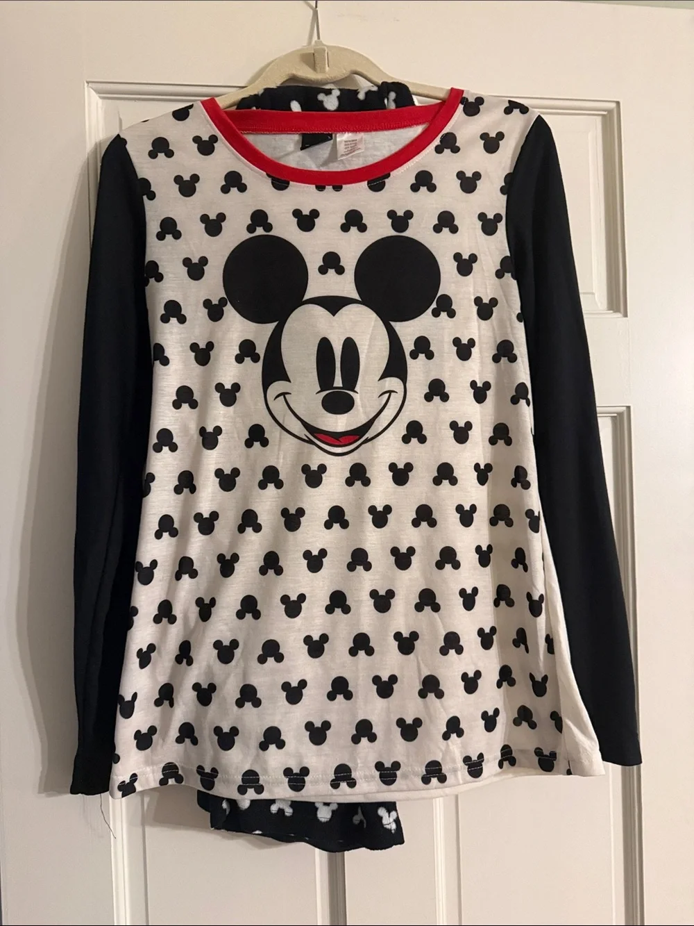 Disney Black & White Mickey Mouse pajamas set